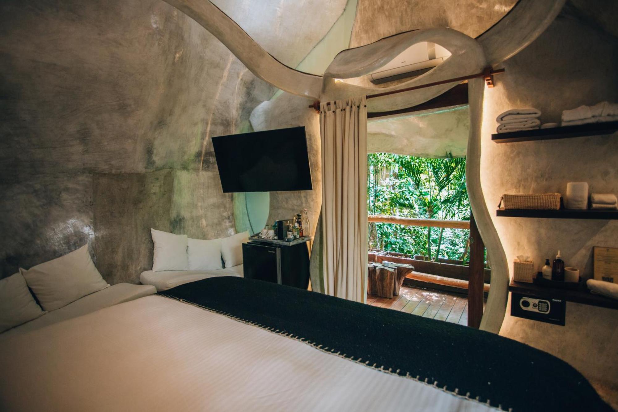 Hotel Orchid House